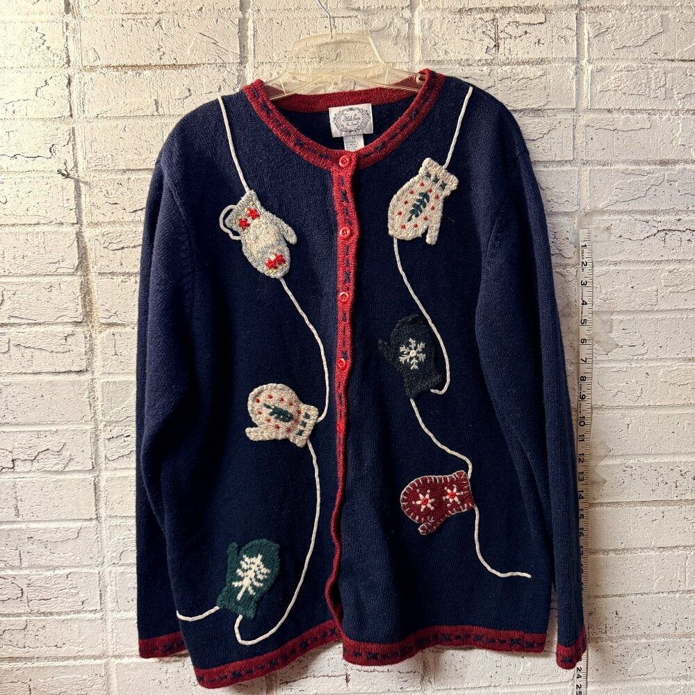 Stitches in Time Vintage Handcrafted Christmas Mittens Cardigan – Women’s 1X –
